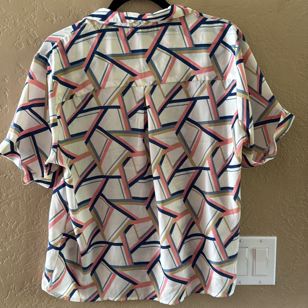 Olm Women’s Button Down Modern Print Blouse XL - Picture 4 of 9